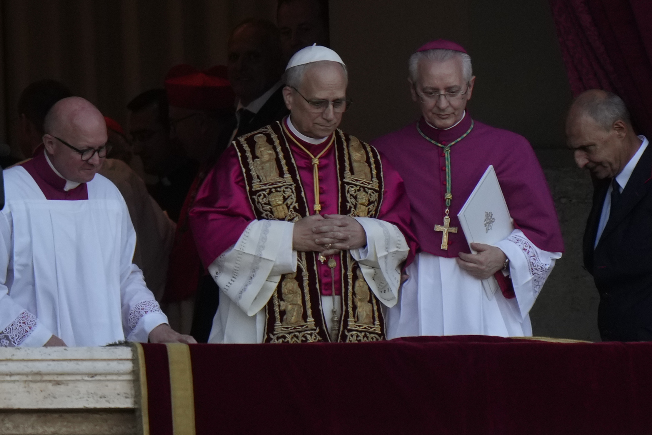 Primer discurso del papa León XIV: Un llamamiento a la paz y a una ...